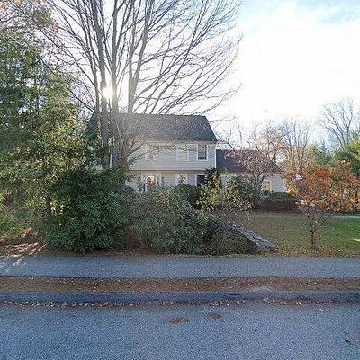 162 Oakwood Dr, Yarmouth, ME 04096