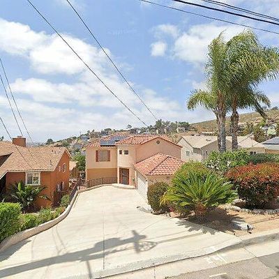 1622 Coronado Ave, Spring Valley, CA 91977