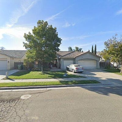 1623 Humboldt St, Lemoore, CA 93245