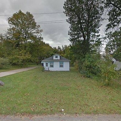 1626 Territorial Rd, Benton Harbor, MI 49022