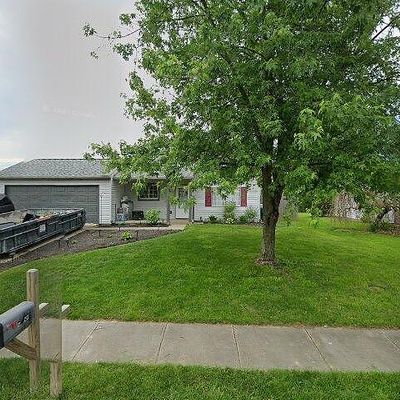 163 Country Wood Dr, Whiteland, IN 46184