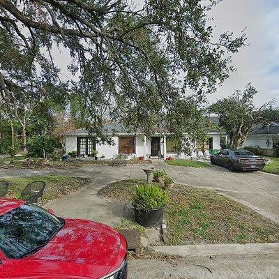 1407 Dupas St, Gretna, LA 70053