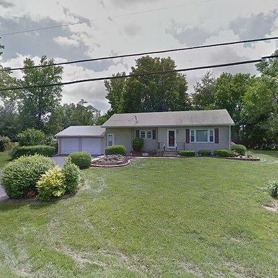 141 S Circle Dr, East Alton, IL 62024