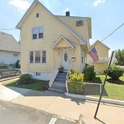 1419 84 Th St, North Bergen, NJ 07047