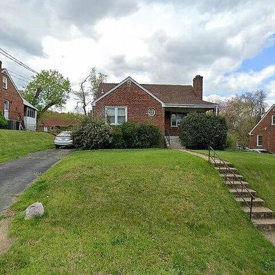 142 Onondaga Dr, Oxon Hill, MD 20745