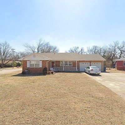 1423 E Cedar Dr, Stillwater, OK 74075