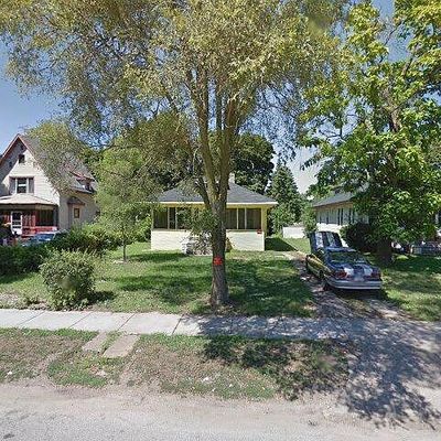 143 Catalpa Ave, Benton Harbor, MI 49022