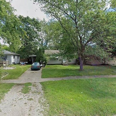 1433 Bishop Ave, Benton Harbor, MI 49022