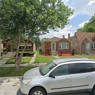 14435 S Emerald Ave, Riverdale, IL 60827