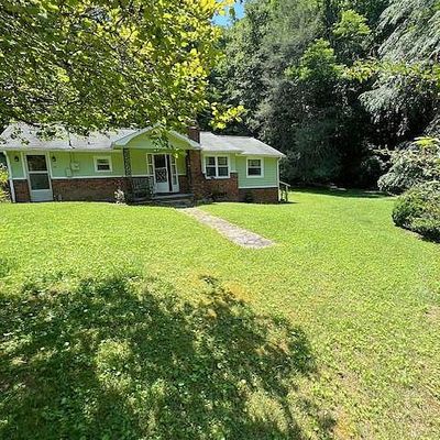 145 Bee Cove Rd, Fontana Dam, NC 28733