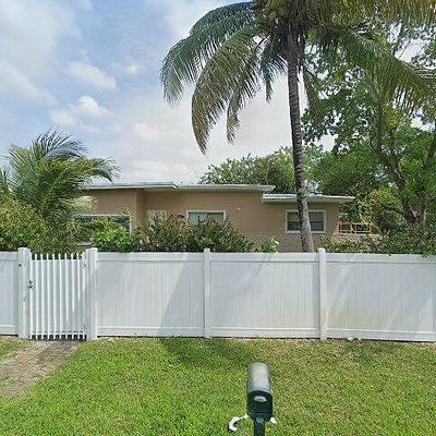 14721 Nw 3 Rd Ave, Miami, FL 33168