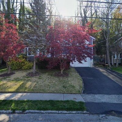 148 Pembrook Dr, Yonkers, NY 10710