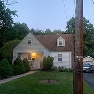 1497 Buffett Ter, Teaneck, NJ 07666