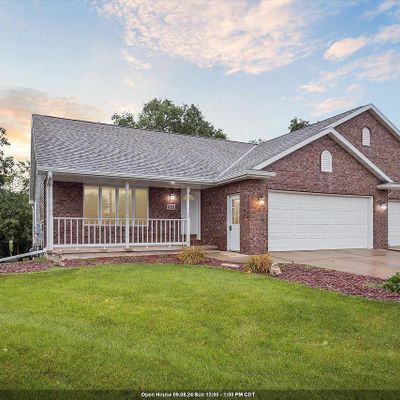 1766 Briarwood Ct, De Pere, WI 54115