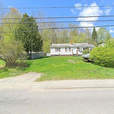 178 Oak St, Oakland, ME 04963