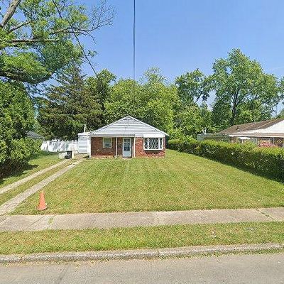 18 Dorset Dr, Ewing, NJ 08618