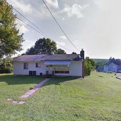 18 S Diamond St, Greenville, PA 16125