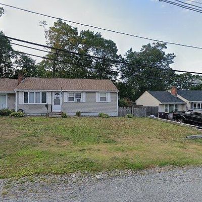 18 Winter Ct, Weymouth, MA 02188