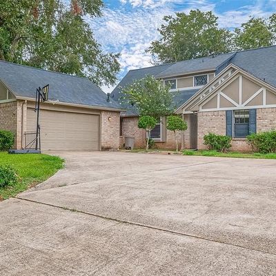 1818 Morton League Rd, Richmond, TX 77406