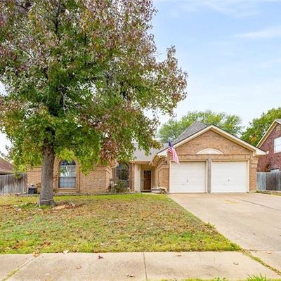 1820 Autumndale Dr, Grapevine, TX 76051