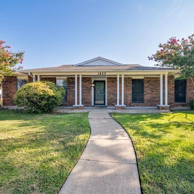 1823 Tree Line Dr, Carrollton, TX 75007