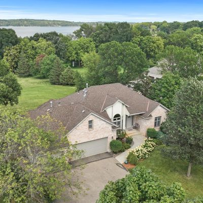 1826 Spring Lake Cir, Jordan, MN 55352