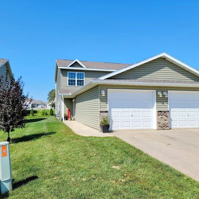 1833 Daniel Ln Ne, Stewartville, MN 55976