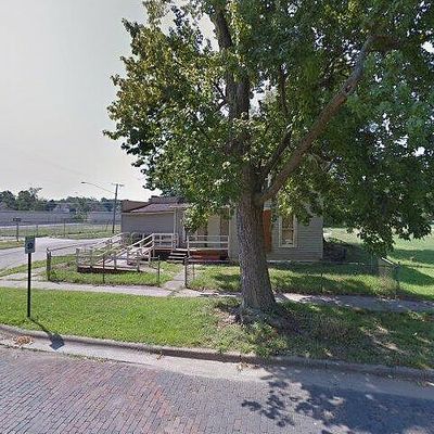 184 Garfield Ave, Benton Harbor, MI 49022