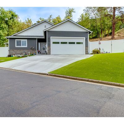 1851 Ne Alameda Ave, Roseburg, OR 97470