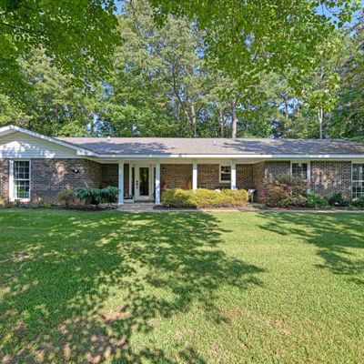 1892 Cathy Cir, Alexander City, AL 35010