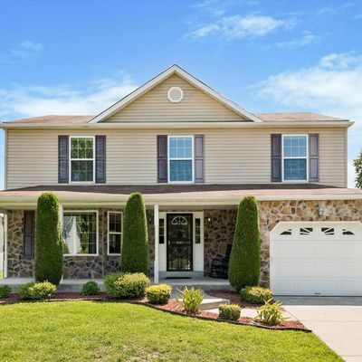 19 Belvue Ter, Aston, PA 19014