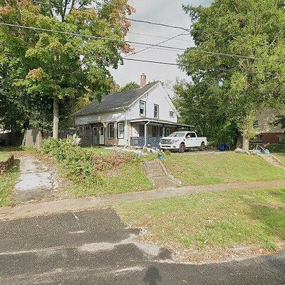 19 Boston Post Rd, Willimantic, CT 06226