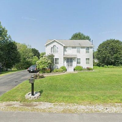 19 Goshen Rd, Windham, ME 04062