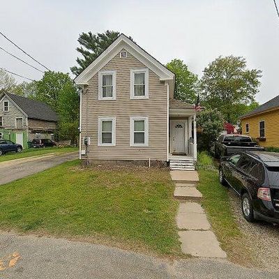 19 School St, Farmington, NH 03835