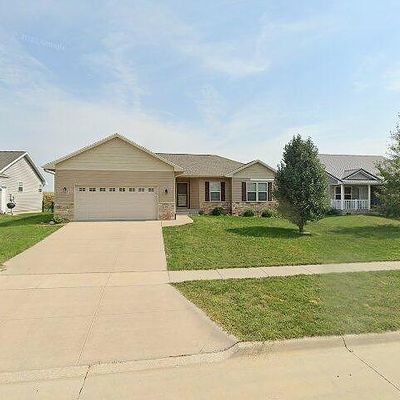 190 N Sunset Dr, North Liberty, IA 52317