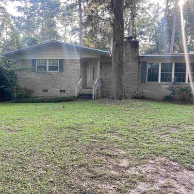 1902 Atapha Nene, Tallahassee, FL 32301