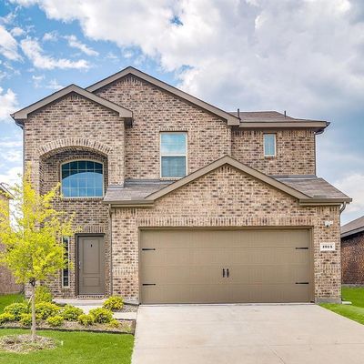 1914 Washoe St, Forney, TX 75126