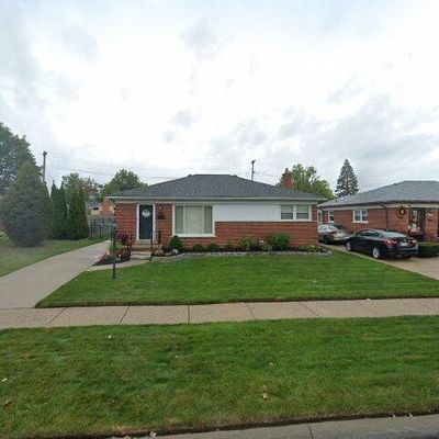 19153 Florence St, Roseville, MI 48066