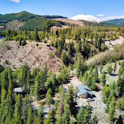 192 Sasquatch Way, Cougar, WA 98616