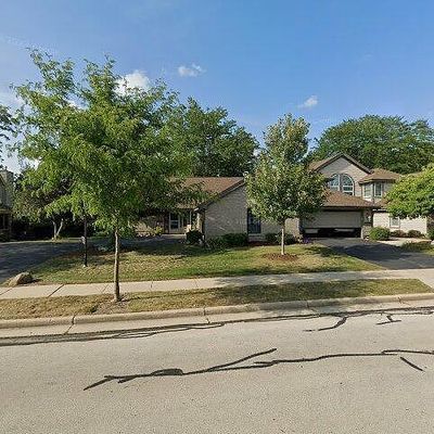 1928 Springbrook N #B, Waukesha, WI 53186