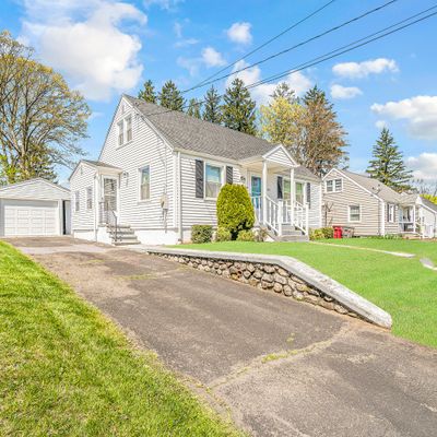 194 N Hoadley St, Naugatuck, CT 06770