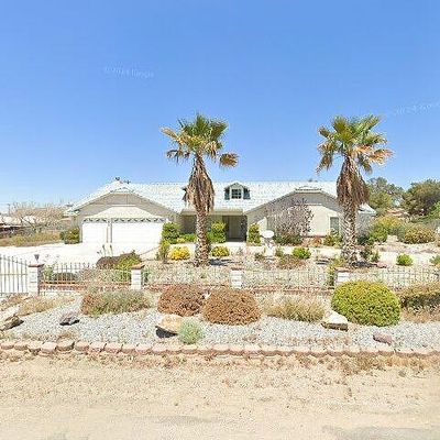 19456 Roanoke Rd, Apple Valley, CA 92307