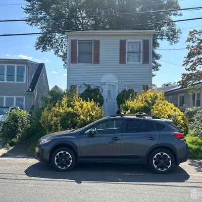 165 Bayview Dr, South Amboy, NJ 08879