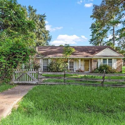 16526 Walnut Springs Ln, Magnolia, TX 77355