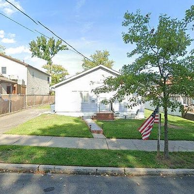 1685 Arden Ave, Staten Island, NY 10312