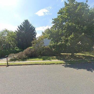 169 Cannonball Dr, Tinton Falls, NJ 07753