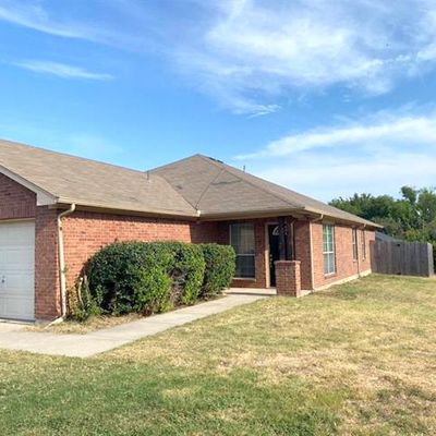 1700 Lady Rachael Ct, Fort Worth, TX 76134