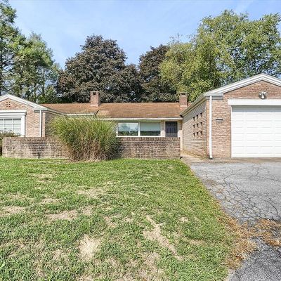 1704 Colonial Rd, Harrisburg, PA 17112