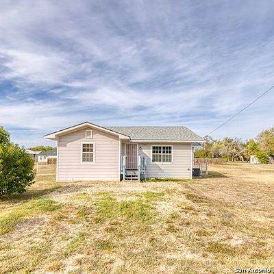 1704 17 Th St, Hondo, TX 78861