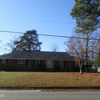 1708 Hardee Rd, Kinston, NC 28504